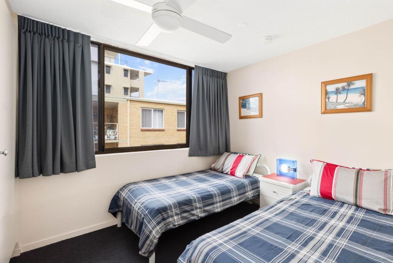 Eastbourne U6 80 Esplanade Golden Caloundra
